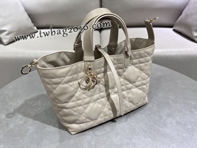 Dior专柜新款迪奥中号Toujours手袋牛皮超大藤格纹休闲女包 djfk1244